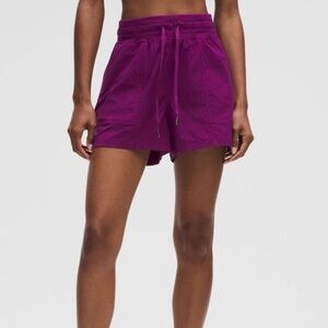 lululemon Dance Studio HR Short 3.5” Chilled Grape W7CCGS NWT Size 14